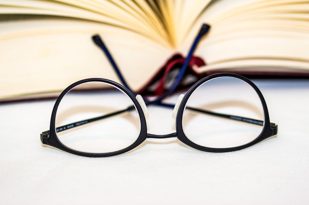 glasses, eyeglass lenses, reading glasses-1934296.jpg